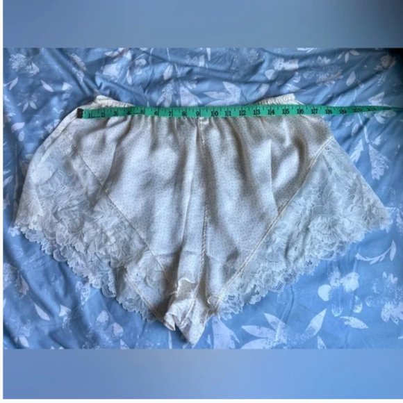 NWT Free People All Dressed Up SET of Camisole and shorts - Picture 6 of 7